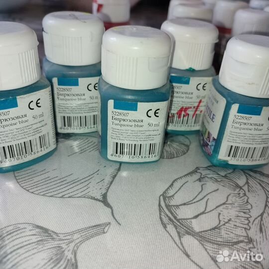 Акриловая краска по ткани