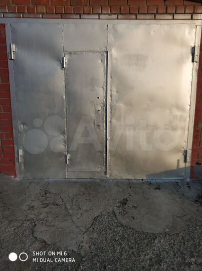 Гараж, > 30 м²