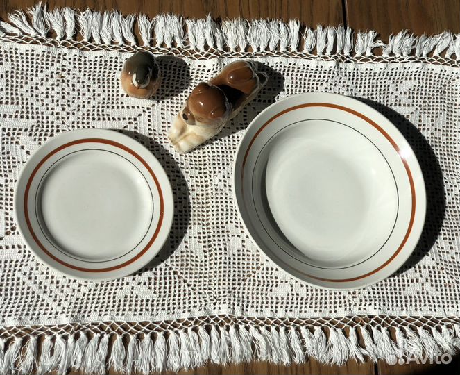 Антикварные фарфоровые тарелки времен СССР