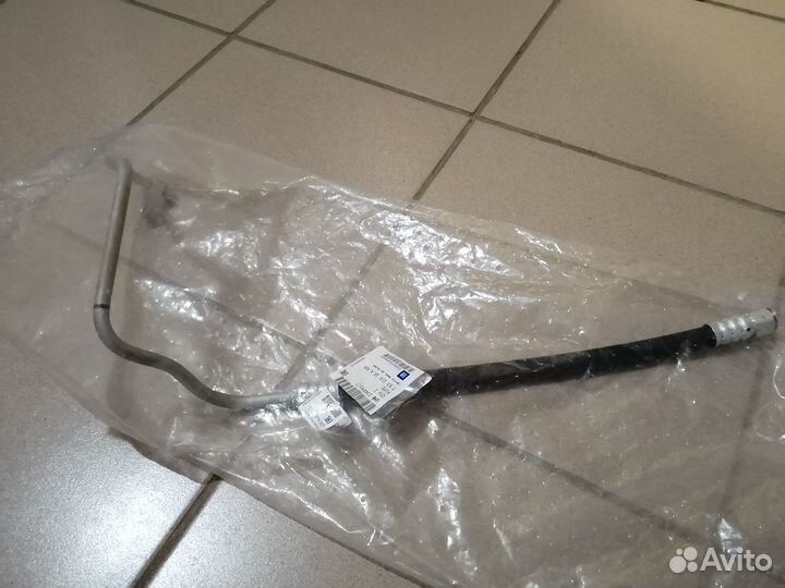 Трубка охлаждения АКПП Астра J впуск 12мм. Новая