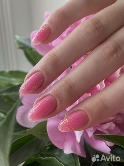 Маникюр, педикюр