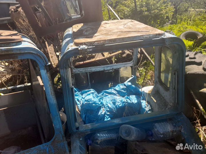 Кабина мтз 80 82 малая и другие запчасти