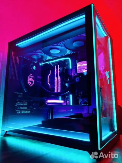 Lian LI PC-O11 Dynamic Designed by Razer