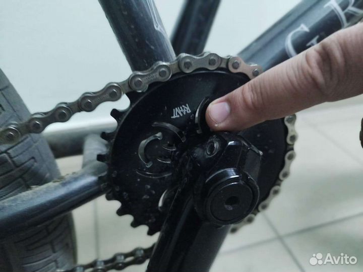 Трюковой велосипед BMX