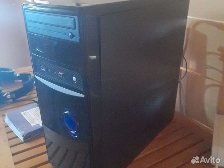 Системные блоки с мониками