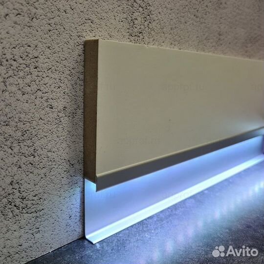 Плинтус напольный скрытого монтажа для гкл