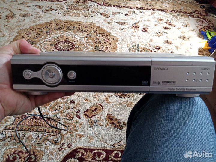 Спутниковый ресивер Openbox 820