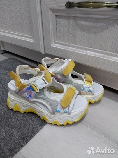 Детская обувь