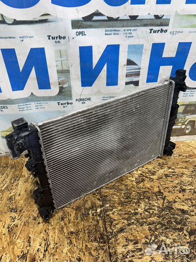Радиатор охлаждения Шевроле Авео T300