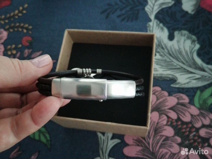 Кожаный браслет мужской