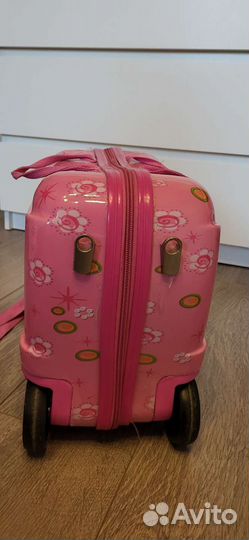 Детский чемодан на колесиках каталка