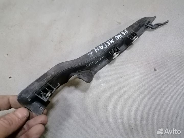 Накладка петли капота Renault Megane II 2003-2009