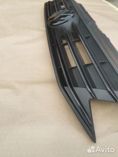 Решетка радиатора Volkswagen polo 15-20 Антихром