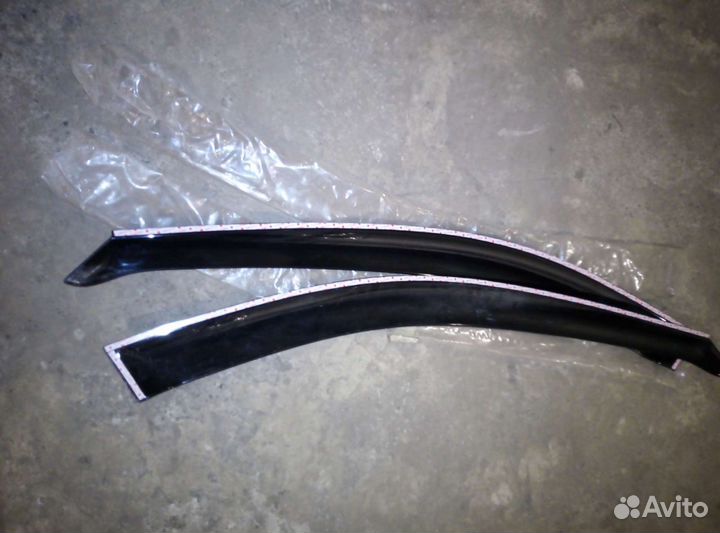 Ветровки \Дефлектор\