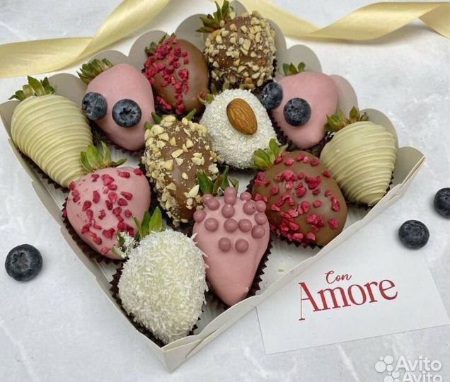 Клубника в шоколаде в подарок