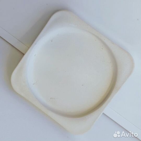 Подсвечник/подставка