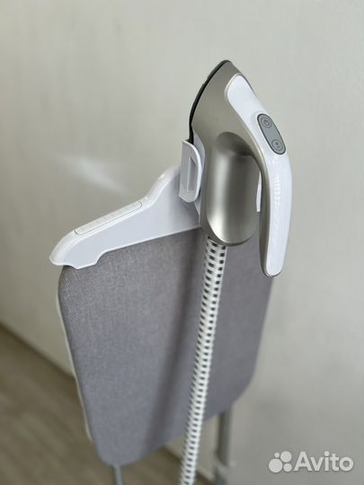 Отпариватель для одежды вертикальный