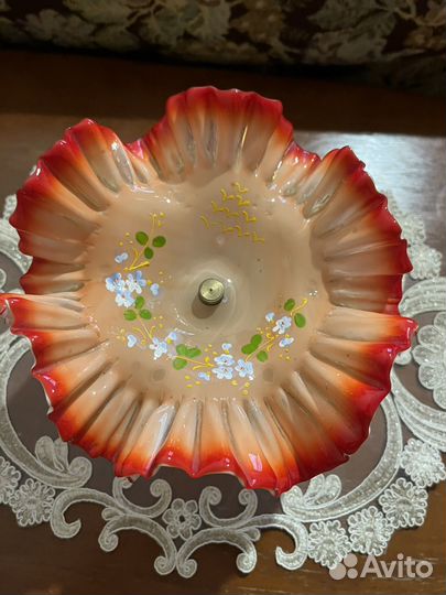 Конфетница на ножке