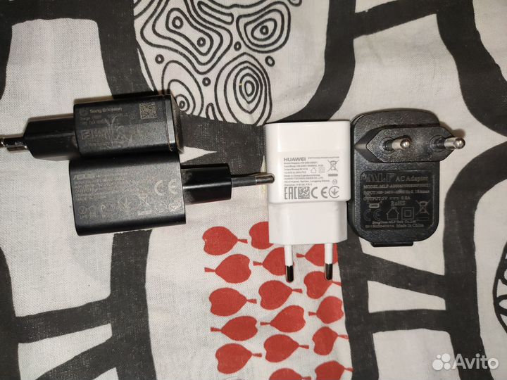 Зарядные устройства USB зарядка 1-1.5А