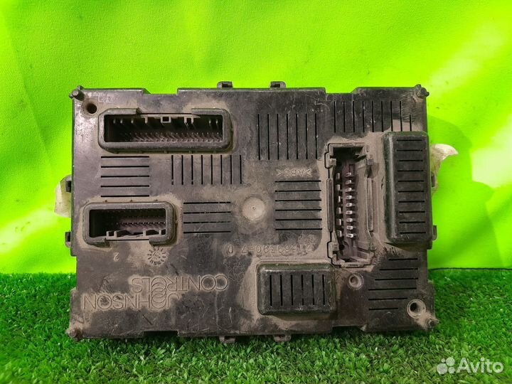 Блок комфорта Nissan Tiida C11