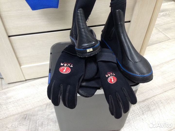 Camaro titanium гидрокостюм