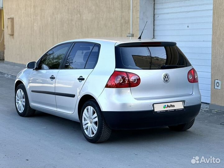 Volkswagen Golf 1.6 AT, 2006, 303 000 км