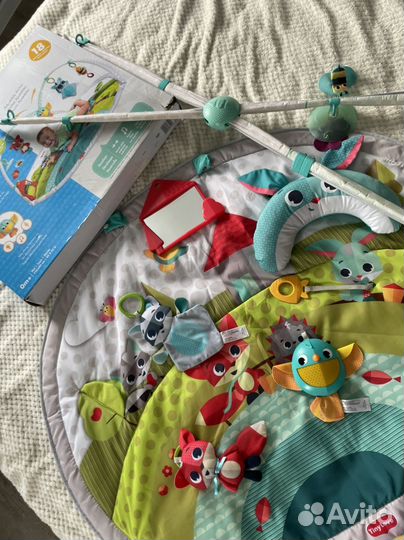 Развивающий коврик tiny love