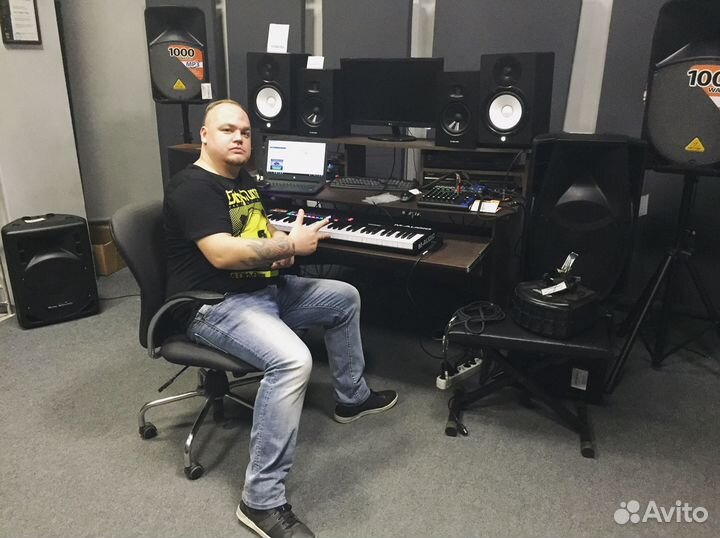 Уроки игре на Электро классической и акустической