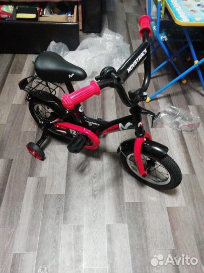 Велосипед 12 Novatrack 123 Strike