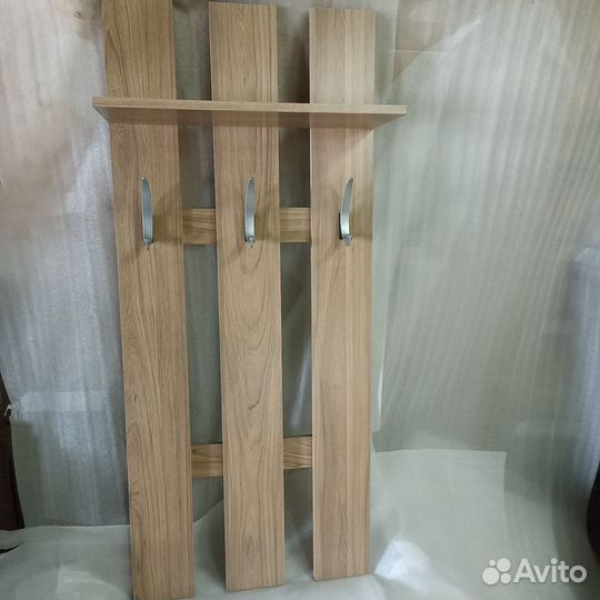 Вешалка в прихожую