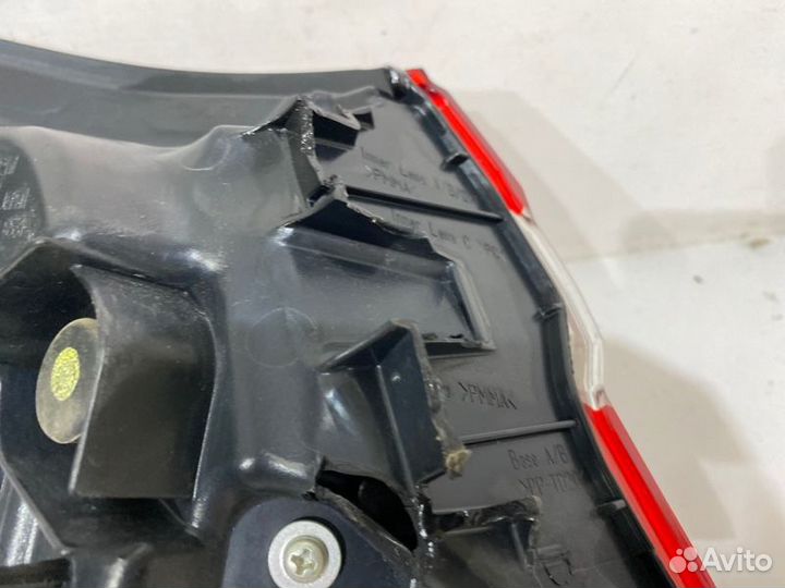 Фонарь правый Toyota Camry V70 2017