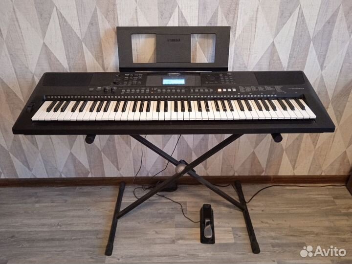 Синтезатор Yamaha PSR-EW410