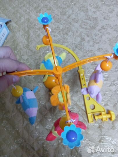 Мобиль музыкальный на детскую кроватку