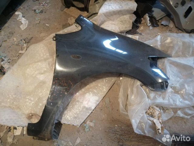 Крыло переднее правое Toyota Auris