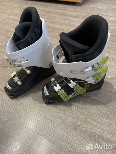 Горнолыжные ботинки fischer