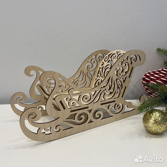 Сани декоративные. Подарок на новый год