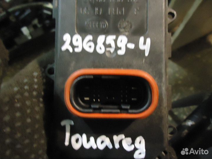 Блок розжига ксеноновой лампы (Volkswagen Touareg)