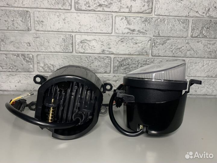 Противотуманные фары BI LED Toyota