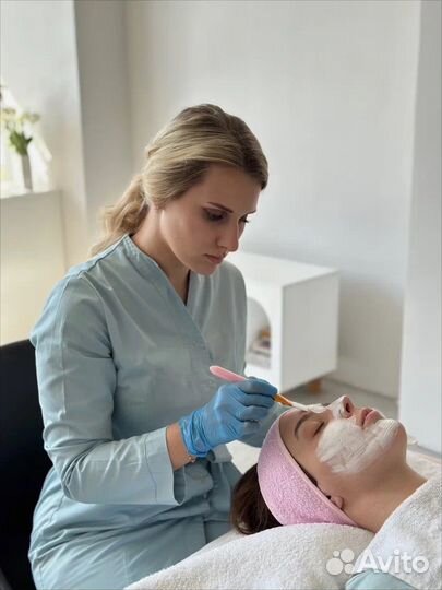 Врач косметолог/ Увеличение губ/ Ботокс