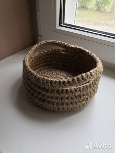 Корзинка из джута