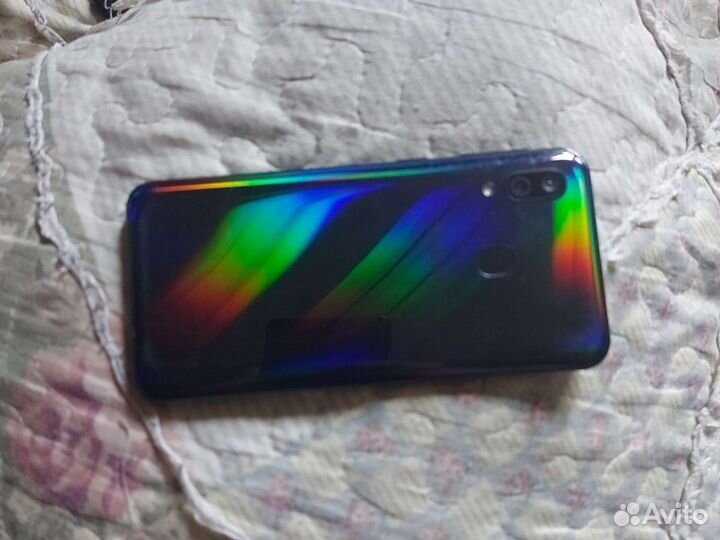 Телефон Samsung galaxy А40
