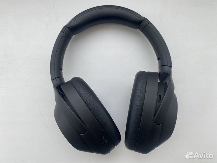 Беспроводные наушники Sony WH-1000XM4 в идеале