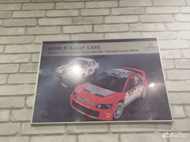 Картина с эволюций автомобилей серии митсубиси