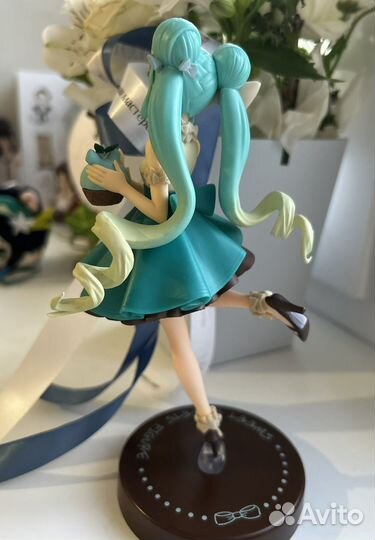 Фигурка аниме Мику Хатсуне