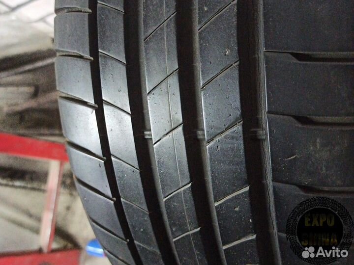 Bridgestone Turanza T005 225/45 R18 и 255/40 R18