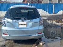 Honda Fit Shuttle 1.3 CVT, 2012, 119 000 км, с пробегом, цена 1 110 000 руб.