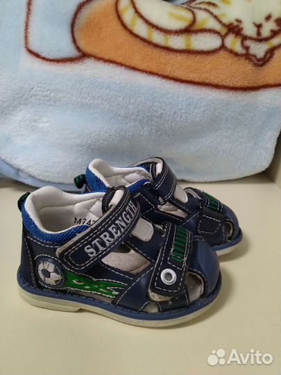 Сандали ортопедические 19,23;кроссовки21,24,кеды24