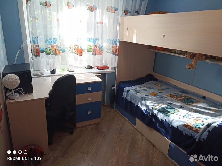 Стенка в детскую с двухъярусной кроватью