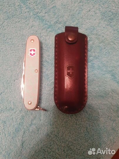 Victorinox pioneer alox silver