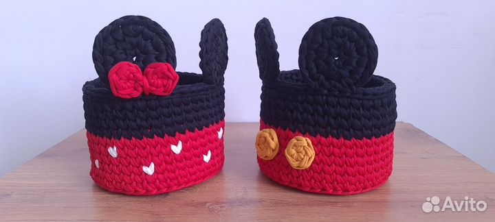 Набор вязаных корзин